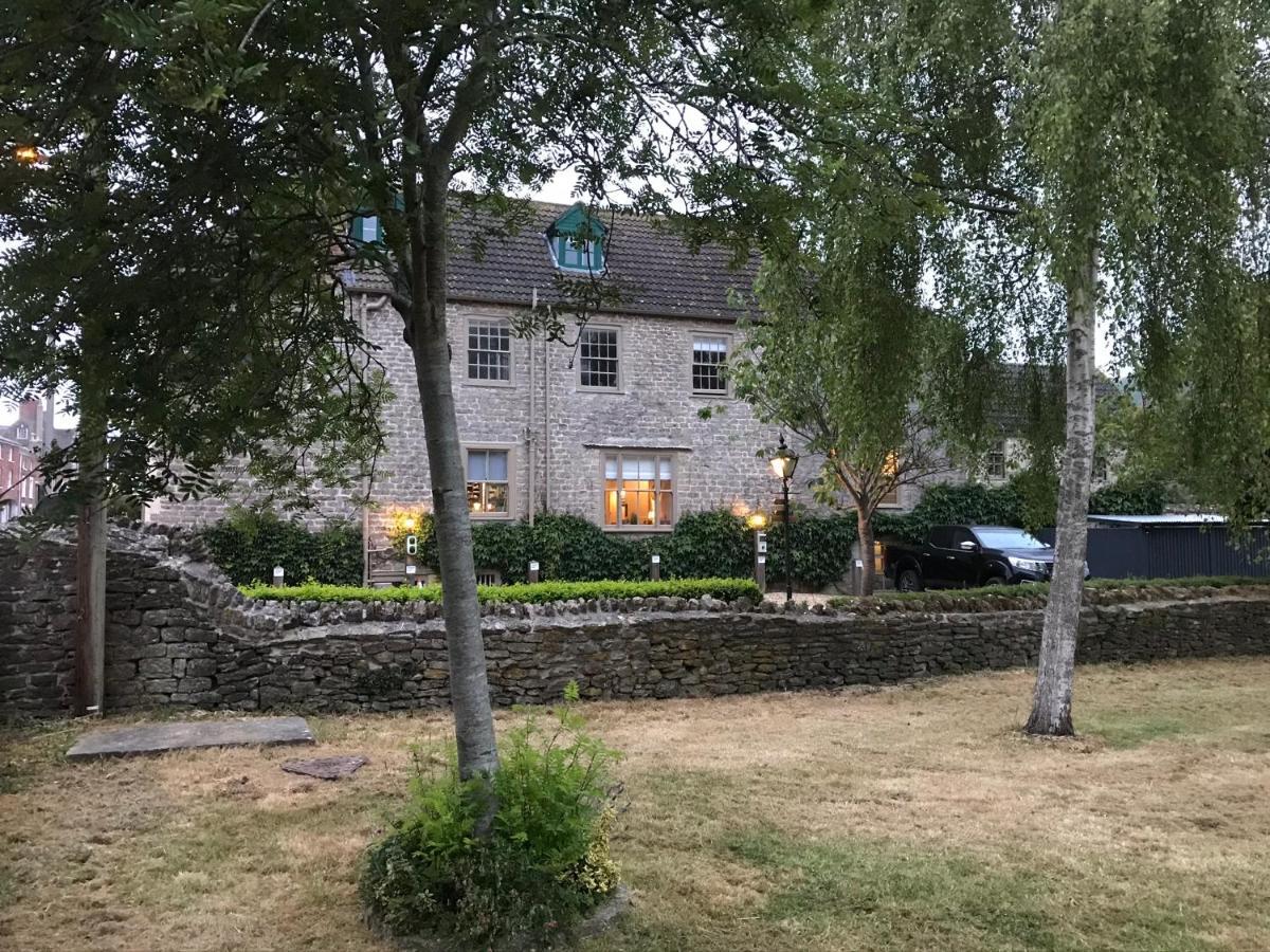 The Bridge House Bed & Breakfast Брайдпорт Екстериор снимка