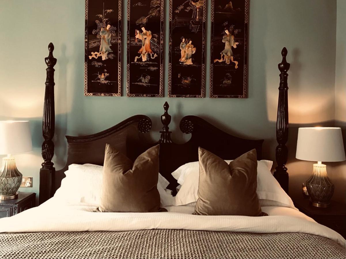The Bridge House Bed & Breakfast Брайдпорт Екстериор снимка