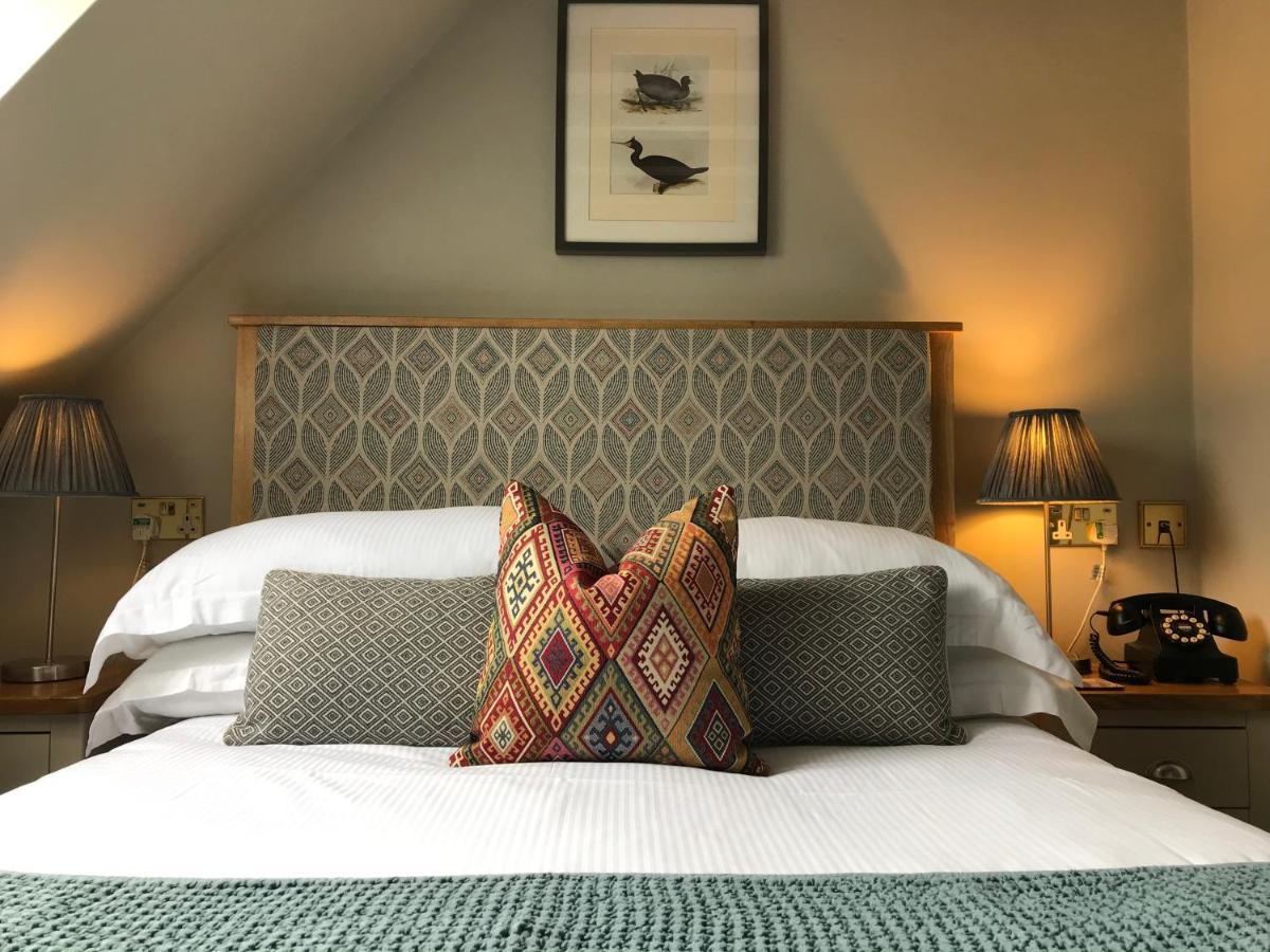 The Bridge House Bed & Breakfast Брайдпорт Екстериор снимка