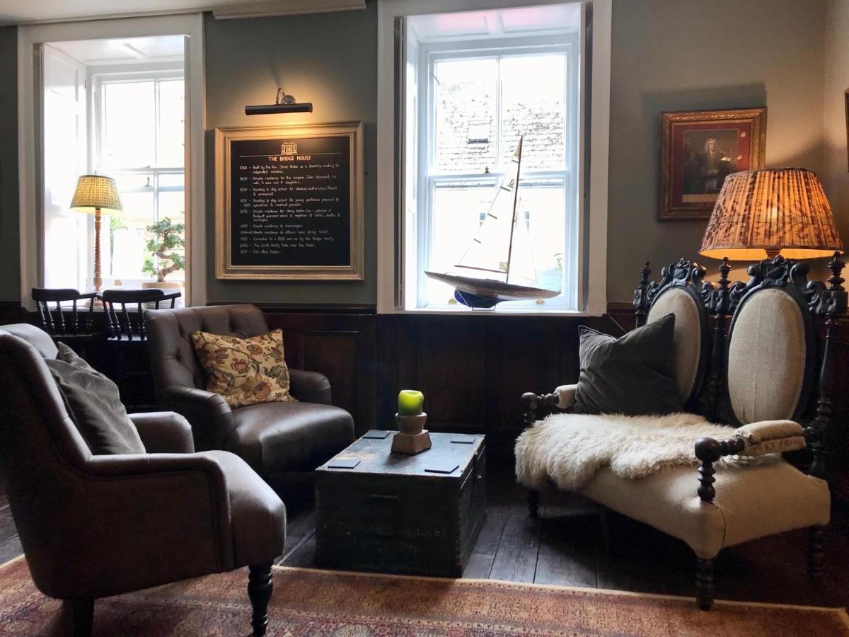 The Bridge House Bed & Breakfast Брайдпорт Екстериор снимка